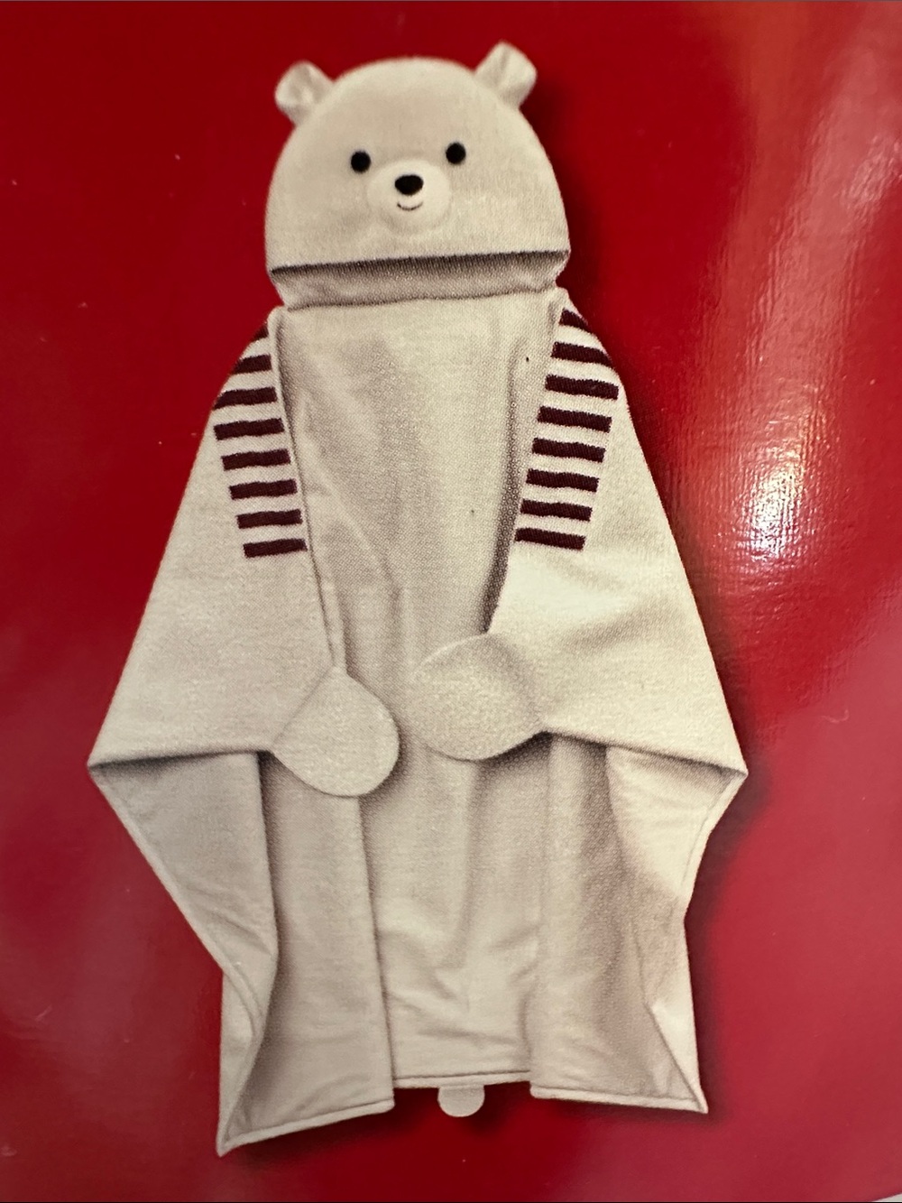 Polar Bear Hooded Blanket white NEW with tags Wondershop